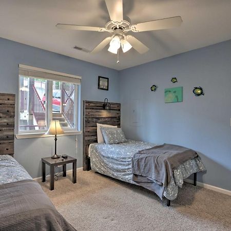 The Lake Escape With Balcony And Pool Access! Camdenton Exterior photo
