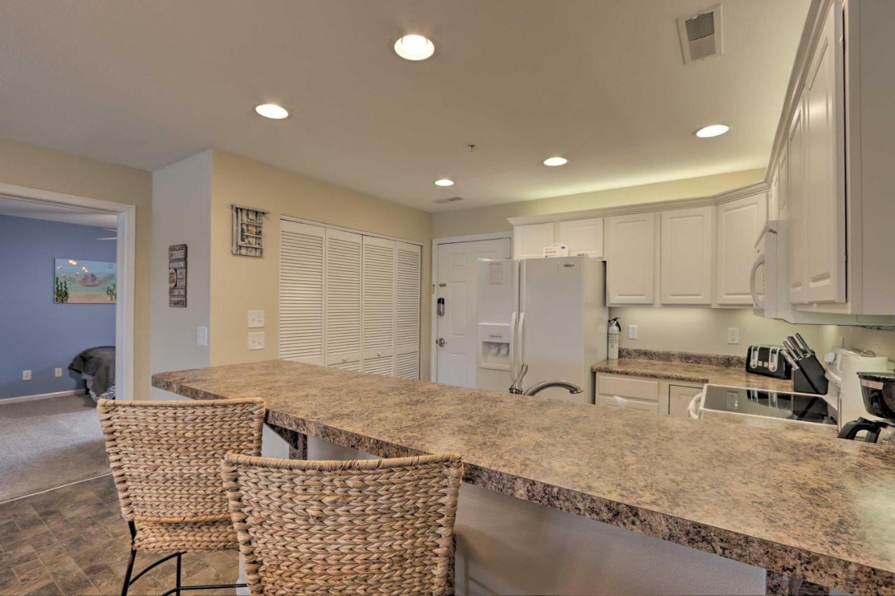 The Lake Escape With Balcony And Pool Access! Camdenton Exterior photo